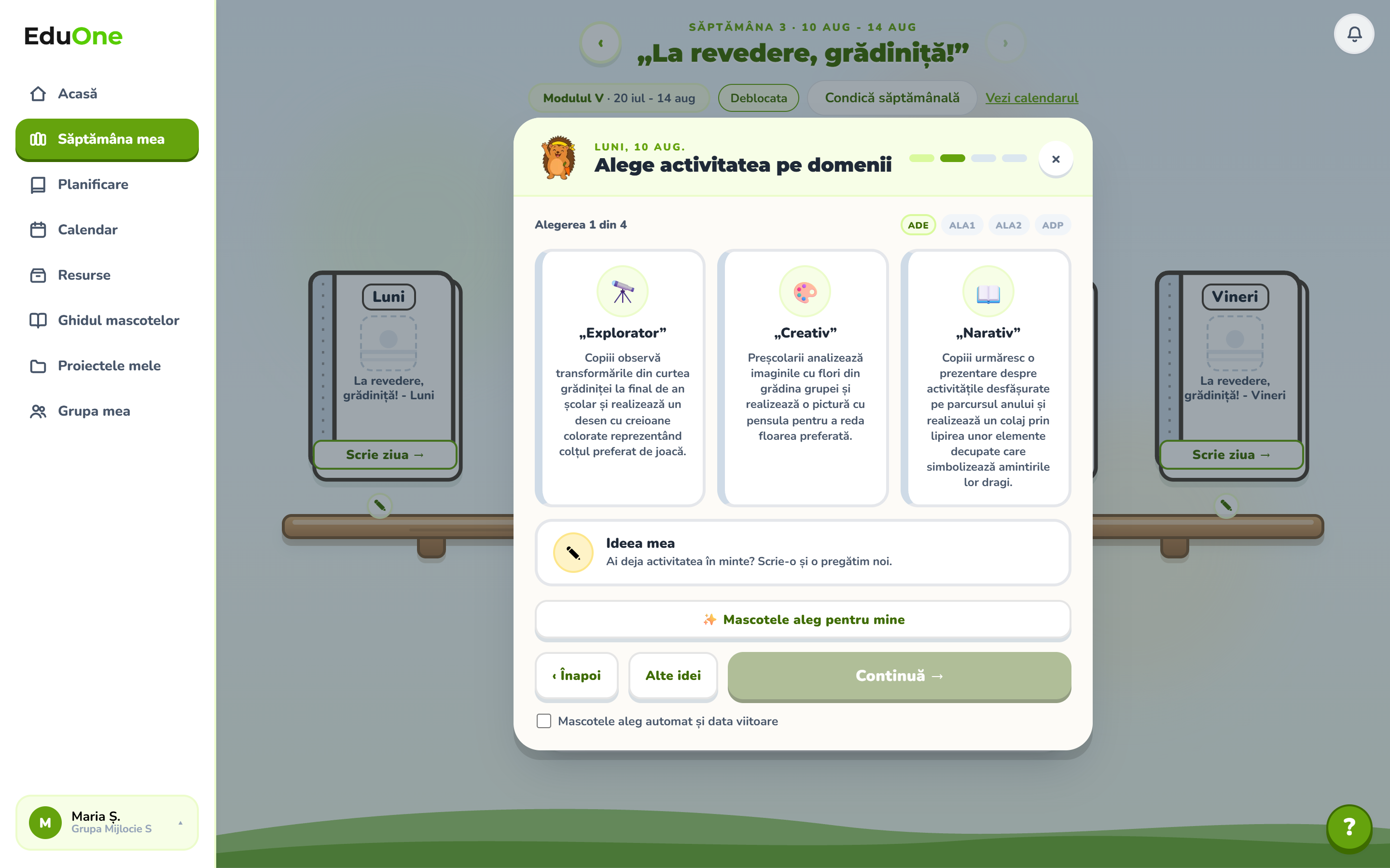 Trei variante de activitate propuse de platformă, din care educatoarea alege